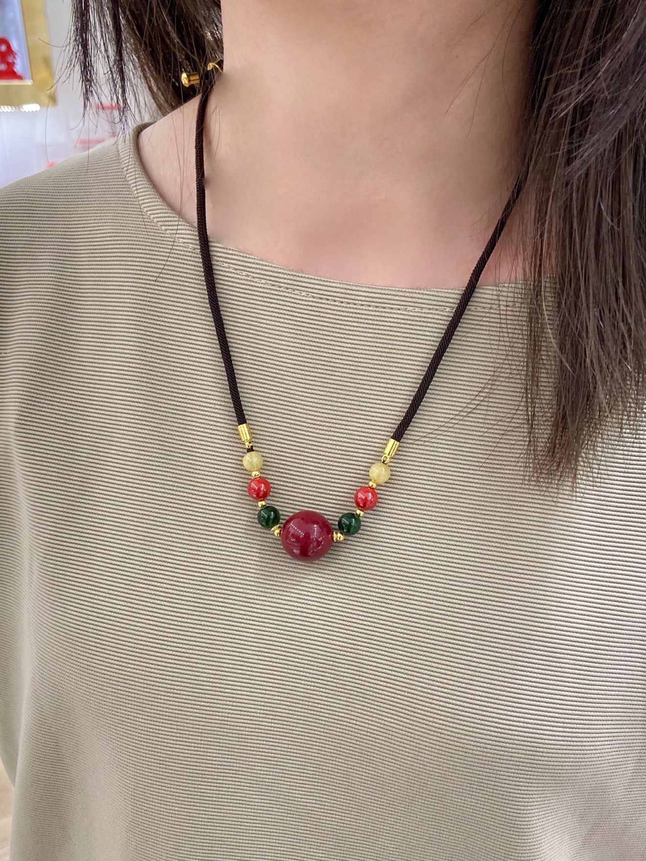 Cinnabar Lulutong Necklace
